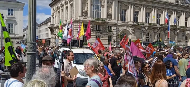 Solidaires